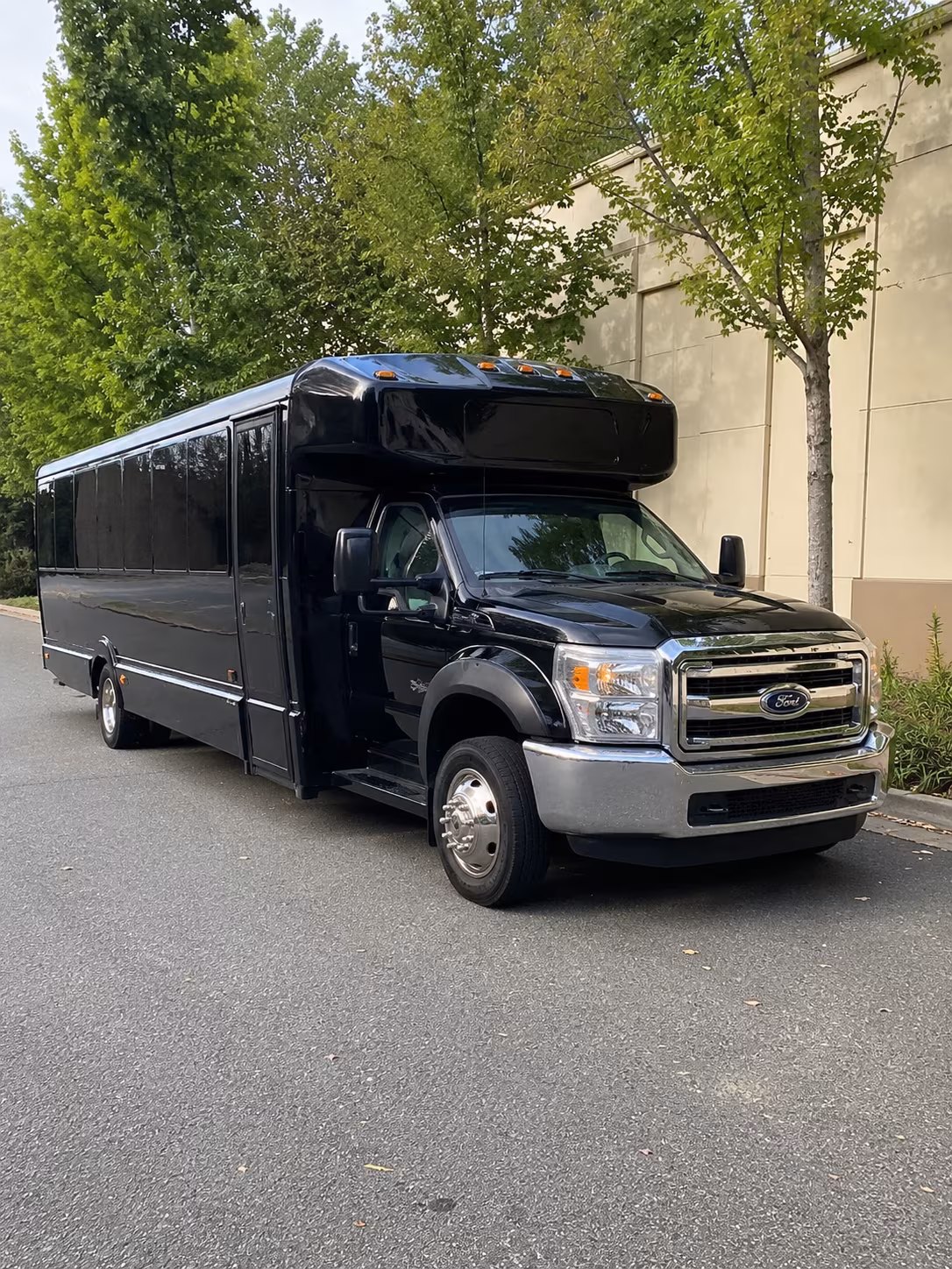 littleton holiday party bus rental