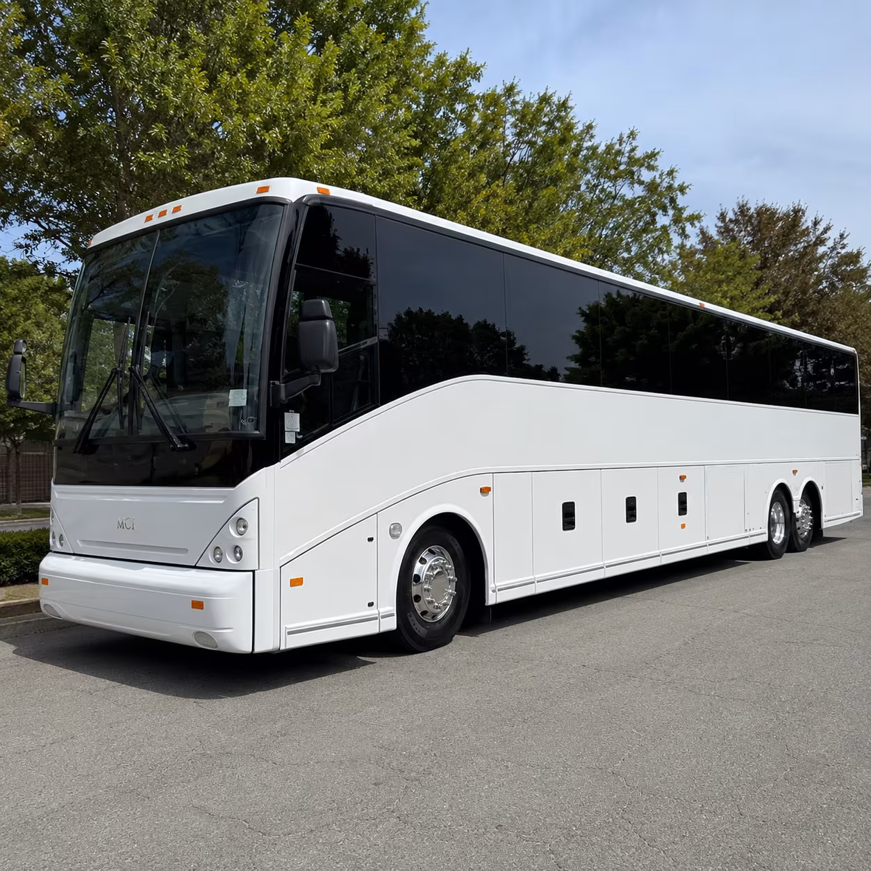 littletoncharterbuscompany com is how bachelorette and birthday wine tours stay together all night