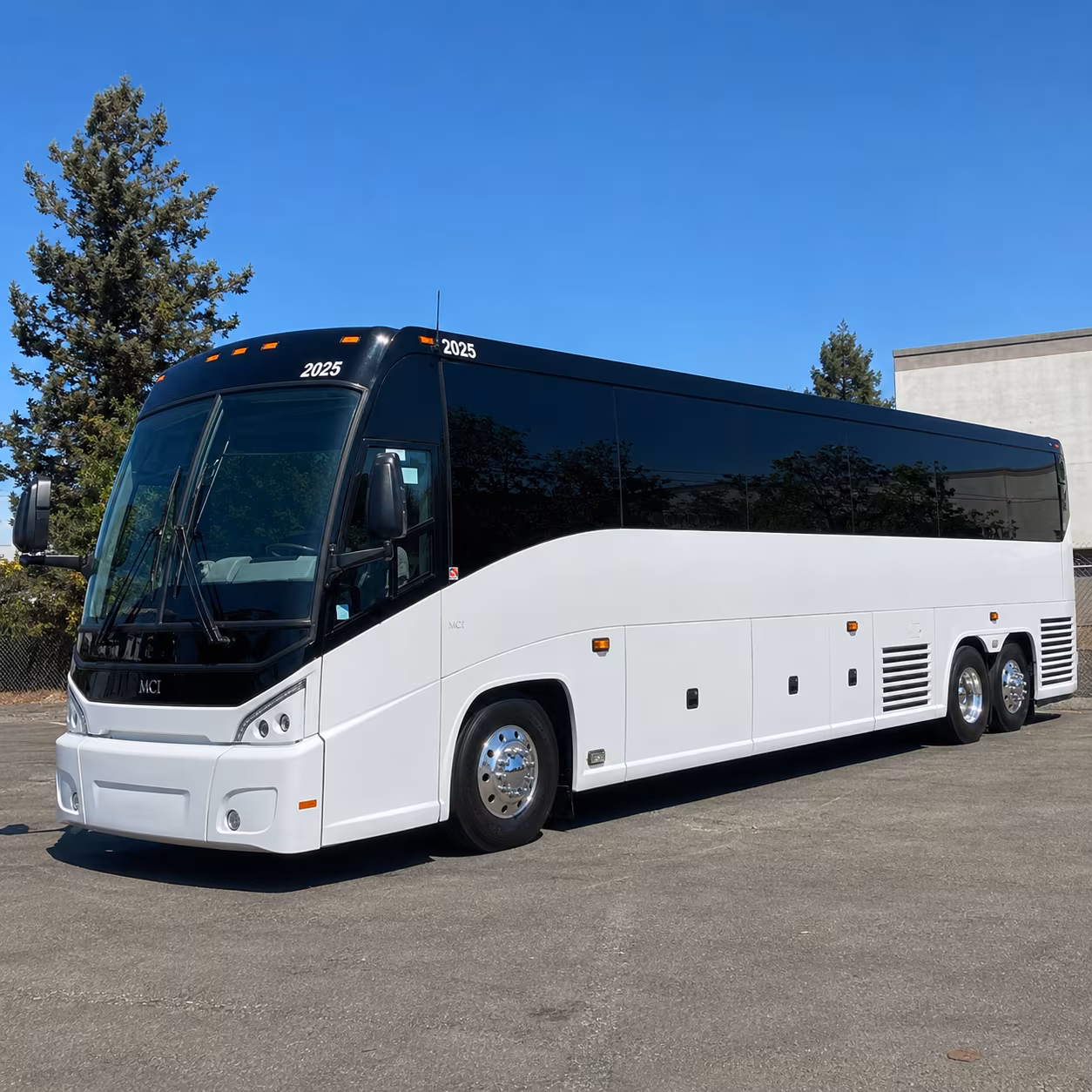 why a charter bus makes your youth retreat to estes park safer